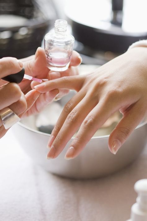 What Is a Russian Manicure? We Asked a Professional Pregnancy First Trimester, Types Of Manicures, Gel Nail Polish Colors, Manicure Gel, Brittle Nails, Best Nail Polish, Alicia Keys, Gel Polish Colors, Beauty Parlor