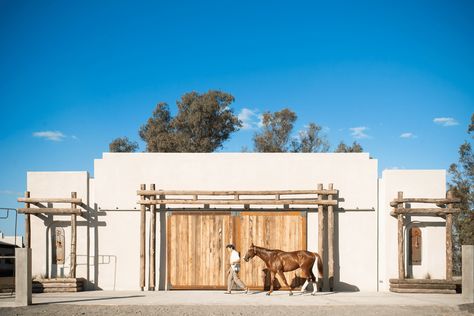 A Closer Look Inside 3 Impressive Buenos Aires Polo Barns - STABLE STYLE Stable Style, Stall Fronts, Logan's Run, Horse Barn Designs, Indoor Arena, Polo Horse, Horse And Human, Barn Interior, Mediterranean Architecture