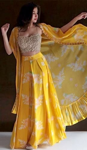 20 Dresses That Will Make Your Haldi Function Even More Special Haldi Ceremony Outfit For Sister Indian, Haldi Dress Ideas, Saree Skirt, Maxi Dress Styles, Haldi Ceremony Outfit, Haldi Dress, Ceremony Outfit, Haldi Function, Indian Bridesmaid Dresses