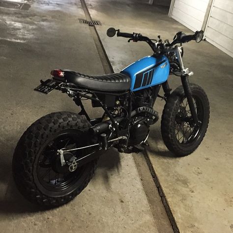 Yamaha Tw 125, Tw 125, Yamaha Tw200, Honda Scrambler, Moto Scrambler, Tracker Motorcycle, Moto Car, Motos Honda, Cafe Bike