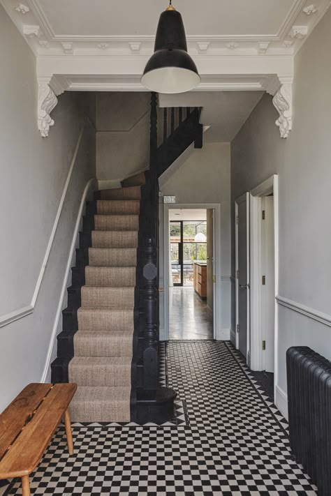 Terrace Hallway Ideas, Victorian Terrace Hallway, Terrace Hallway, Edwardian Hallway, Victorian Hallway Tiles, Hallway Tiles, Vstupná Hala, Blue Kitchen Walls, Victorian Hallway