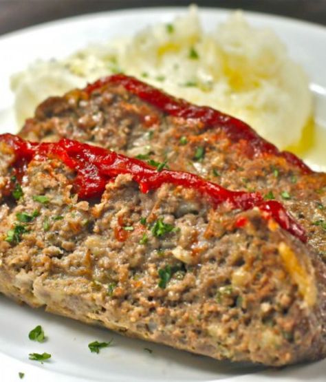 Tender Meatloaf with Spicy Ketchup - The Hopeless Housewife® Spicy Ketchup Recipe, Tender Meatloaf, Spicy Meatloaf, Spicy Ketchup, Turkey Meatloaf Recipes, Ketchup Recipe, Favorite Dinner, Recipes Beef, Loaf Recipes