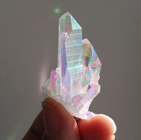 As a crystal so clear Gem Cluster, Crystal Clusters, Angel Aura Quartz, Crystal Therapy, Crystal Geode, Angel Aura, Crystal Magic, Minerals And Gemstones, Rocks And Gems