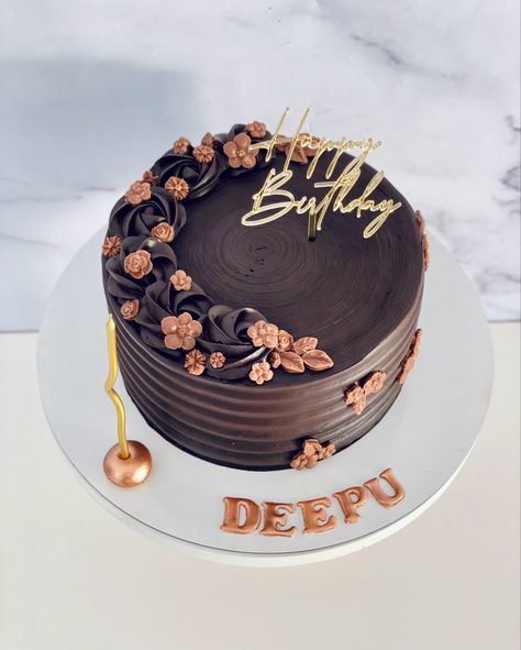 Chocake Cake Design, Chocolate Cake Design Ideas Beautiful, Cake Designs Chocolate Truffle Cake Designs, Boho Chocolate Cake, Mom Birthday Cake Chocolate, Chocolate Flavour Cake Design, Elegant Chocolate Cake Design Birthday, Easy Chocolate Cake Design, Truffle Cake Decoration Ideas