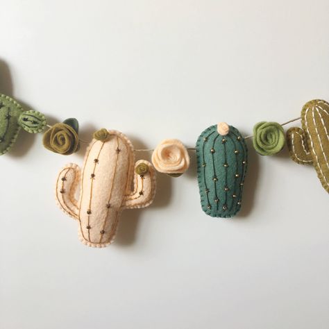 Cactus garland, Felt cactus, Felt garland, Felt cactus, Felt succulents, Cactus, Felt flowers, Party decor, Nursery garland by LunaBeehive on Etsy https://www.etsy.com/listing/543346822/cactus-garland-felt-cactus-felt-garland Cactus Garland, Felt Cactus, Cactus Craft, Felt Succulents, Diy Bebe, Felt Garland, Cactus Flower, Felt Diy, Felt Fabric