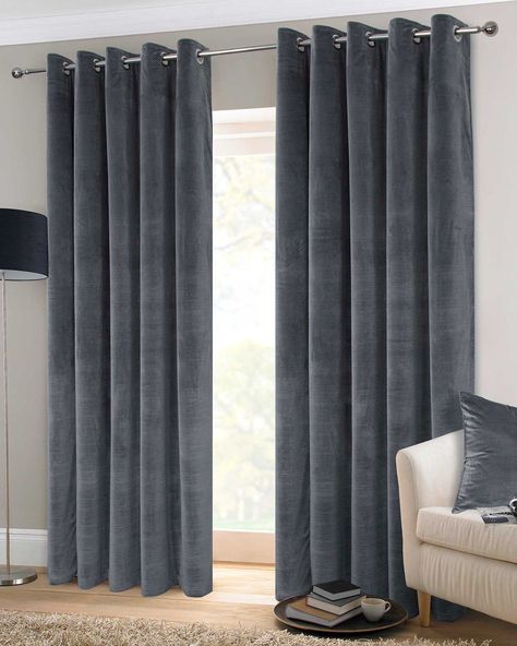 Grey Curtains Bedroom, Dark Grey Curtains, Curtain Designs For Bedroom, Bad Room Design, Curtains Living Room Modern, Dark Curtains, Studio Makeup, Modern Kitchen Cabinet Design, Romantic Surprise