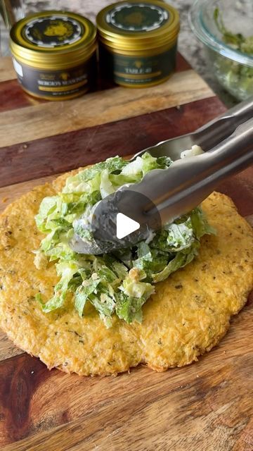 Samiya Jakubowicz on Instagram: "If you like low carb recipes… this one is for you ✔️
My newest lunch obsession… 

Chicken Crusted Caesar Salad 🥬🥬 
Crust Recipe:
(1) 10oz can of canned chicken
1/4 cup of Parmesan cheese 
1 egg
Seasoning to taste (S&P, Italian herb)

Bake 400° for about 40 minutes
Add Caesar salad on top

Super easy, low-carb/ keto friendly & I really thought it was delicious! Also considering the grocery prices currently this is pretty cost-effective. 

#chickencaesar #chickenpizza #chickenpizzacrust #caesarsaladpizza #caesarsalad #chickencrustpizza #ketolunches #lowcarbrecipes" Parmesan Crusted Chicken Caesar Salad, Chicken Crusted Caesar Salad, Canned Chicken Crust Caesar Salad Pizza, Can Chicken Recipes Easy, Cesar Salad Recipe, Egg Seasoning, Canned Chicken Recipes, Pizza Type Recipes, Chicken Crust Pizza