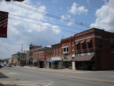 Grinnell Iowa- small town Grinnell Iowa, Chestertown Maryland, Grinnell College, Track Team, Dream Vacations Destinations, Travel Magazine, College Town, Dream Vacation, Historical Architecture