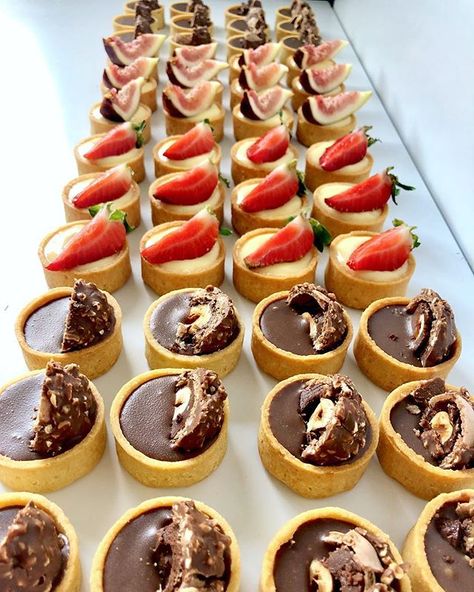 Array of mini tarts #dessertinc_ #desserts #tarts #sweetness #foodforthought #foodie #birthday #inspo #sydney #sweets #dessertinc_… Desserts Finger Food, Tarts Mini, Chocolate Tarts Mini, Tart Chocolate, Dolci Finger Food, Desserts Mini, Finger Food Desserts, Chocolate Tarts, Mini Tarts