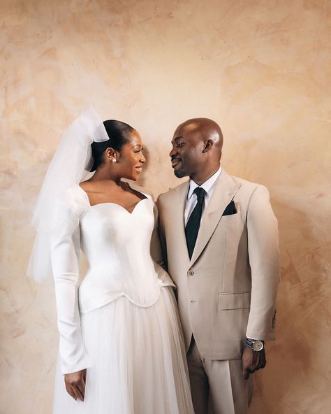 So graceful 🤍🤍🤍🤍✨✨✨ . . Bridal styling: @thewardrobemanager Bride’s outfit: @emaginebybukola Groom’s stylist: @maiatafo Groom’s outfit: @atafo Makeup Artist: @revysbeauty Hair stylist: @tasalahq Event Planner: @feyikewa Venue: @ajojelagos Photography: @bedgepictures #civilweddingoutfit#civil#wedding#explore#ForeverDO Wedding Planner Outfit, Bridal Styling, Bride And Groom Outfit, Dinner Dress Classy, Munaluchi Bride, Wedding Court, Asoebi Styles, Dress Classy, Event Outfit