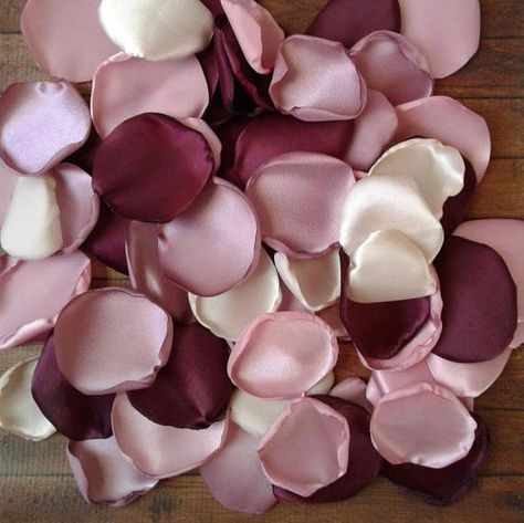 Burgundy rose petals, Maroon rose petals, Champagne flower petals, Mauve rose petals, Dusty rose flower petals, wedding decorations. Wedding Toss, Flower Girl Petals, Champagne Flowers, Rose Petals Wedding, Maroon Wedding, Dusty Rose Wedding, Bridal Shower Decor, Flower Girl Baskets, Fall Bridal Shower