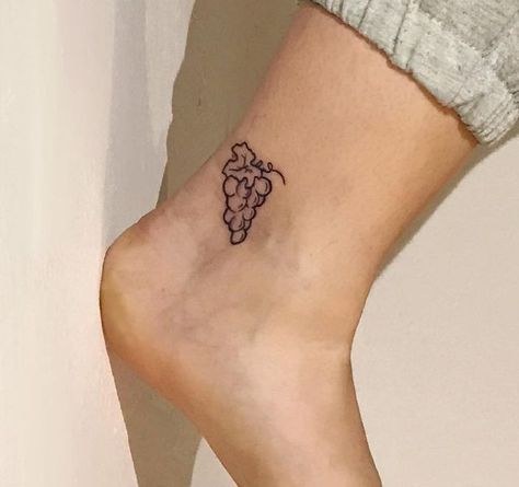 Small Grape Tattoo, Grape Tattoo Minimalist, Sangria Tattoo, Wine Tattoo Ideas, Revolutionary Tattoo, Grape Tattoo, Guru Tattoo, Watermelon Tattoo, Wine Tattoo