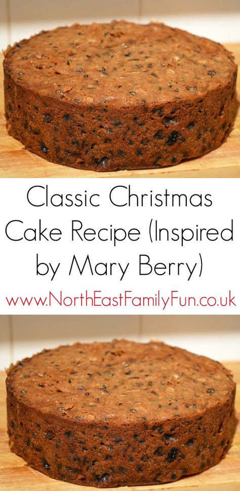 Mary Berry Christmas Cake, Xmas Cake Recipes, Moist Fruit Cake Recipe, Christmas Cake Recipe Traditional, Easy Christmas Cake Recipe, Fruit Cake Recipe Easy, Fruit Cake Recipe Christmas, Christmas Cake Recipe, Kek Coklat