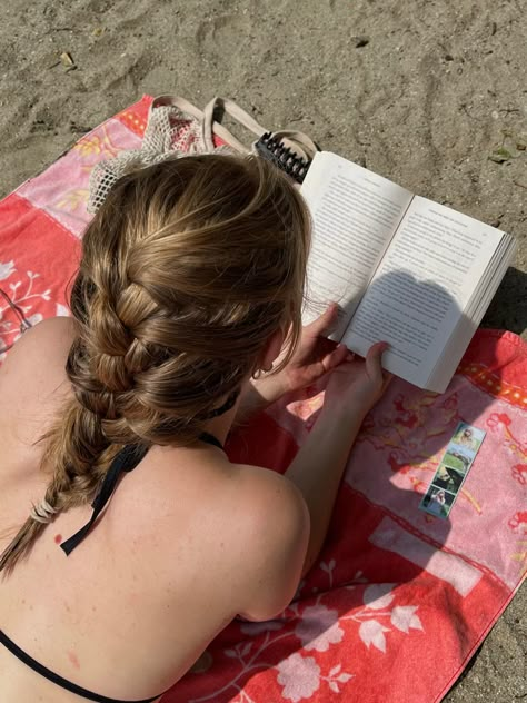 #reading #beach #beachday #books #booklovers #reader #summer #aesthetic #summer2022 #hairstyles #braids #hair #swimming Fireflies At Night, The Summer Aesthetic, August Vision Board, Summer Homescreen, Summer Book List, French Beach, Reader Girl, Catching Fireflies, Italy Vibes