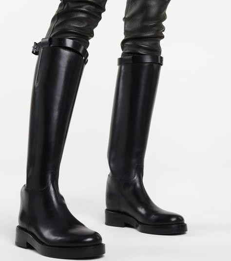 Riding Boots Outfit, Old Money Outfits Women, Ann Demeulemeester Boots, Old Money Outfits, Black Riding Boots, Grunge Look, Us Size 10, Riding Boot, Leather Riding Boots