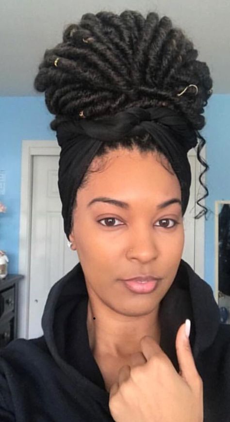 Faux Locs Headwrap Styles, Short Faux Locs Styles, Short Faux Locs, Faux Locs Styles, Leda Muir, Locs Styles, Faux Locks, Marley Hair, Faux Locs Hairstyles