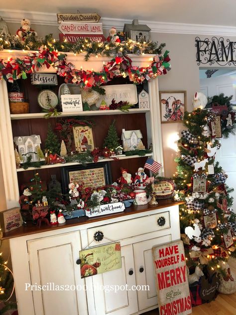 Christmas Hutch Decor, Christmas Hutch, Christmas Bookshelf, Christmas Foyer, Christmas Village Displays, Hutch Ideas, Cottagecore Christmas, Hutch Decor, Christmas Vignettes