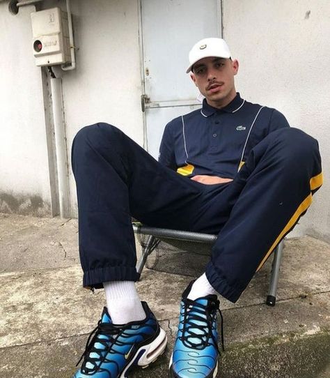 Lacoste Outfit, Camisa Lacoste, Nike Street, Street Fashion Men Streetwear, Nike Air Max Tn, Mens Outfit Inspiration, Hip Hop Outfits, Dope Fashion, Lacoste Men