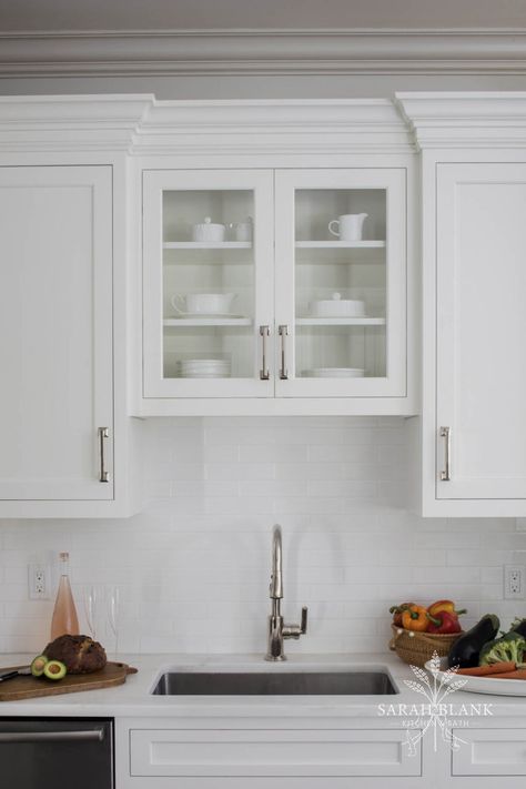 Classic Contemporary - Sarah Blank Design Kitchen & Bath Above Kitchen Sink Cabinet, Cabinets Above Kitchen Sink, Cabinets Above Sink, Above Kitchen Sink Ideas, Cabinet Above Sink, Ranch House Kitchen, Glass Front Cabinet, New Kitchen Inspiration, Above Kitchen Sink