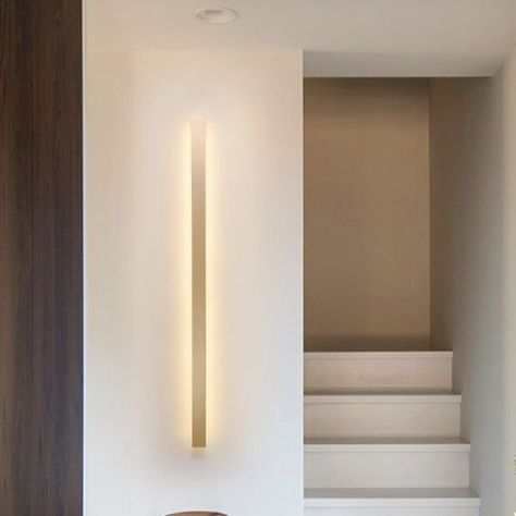 Simple Linear Wall Light Fixture Metal LED Stairway Sconce Lamp in Gold, White Light Linear Wall Light, Lighting Minimalist, Gold Wall Lights, Stairway Lighting, Recreational Room, Wall Light Fixture, Wall Mounted Lamps, Office Lighting, Gold Wall