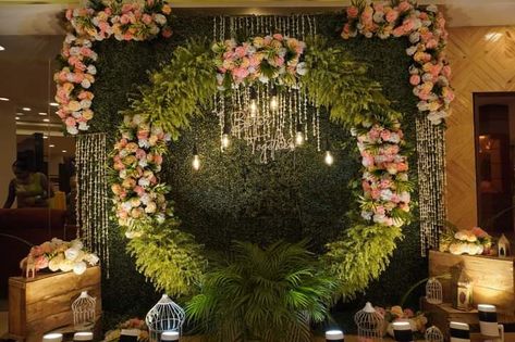 B.M Flower 🌹 Selfie Point For Wedding, Selfie Booth Ideas Wedding, Pelli Decoration, Selfie Corner, Selfie Point, Hindu Wedding Decorations, Small Stage, Small Wedding Decor, Wedding Selfie