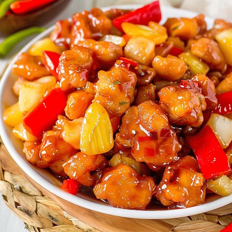 How to Make Sweet and Sour Chicken at Home Sweat And Sour Chicken, Sweet And Sour Chicken, Sweet Sour Chicken, Chinese Cooking Recipes, Sweet N Sour Chicken, Sweet And Sour Sauce, Fried Vegetables, Sweet And Sour, Recipe Steps