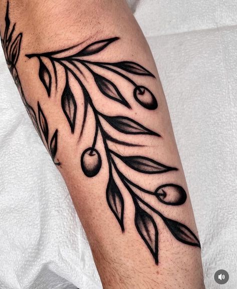 Traditional Elbow Tattoo, Elbow Tattoo, Arm Tats, Traditional Tattoo Sleeve, Elbow Tattoos, Vine Tattoos, American Traditional Tattoo, American Traditional, Pretty Tattoos