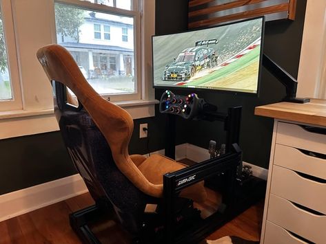 Gamer Setup, Racing Simulator, Desk Design, Desk Setup, Gaming Setup, Poster Board, Room Inspo, Motocross, Steering Wheel