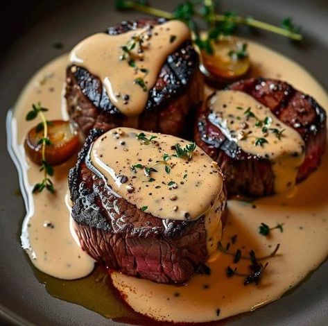 Chef paula deen | Seared Filet Mignon with Shallot Peppercorn Cream Sauce 😋 😍  | Facebook Peppercorn Cream Sauce, Seared Filet Mignon, Filet Mignon Sauce, Creamy Peppercorn Sauce, Filet Mignon Recipe, Mustard Cream Sauce, Sauce Au Poivre, Mignon Steak, Giada Recipes