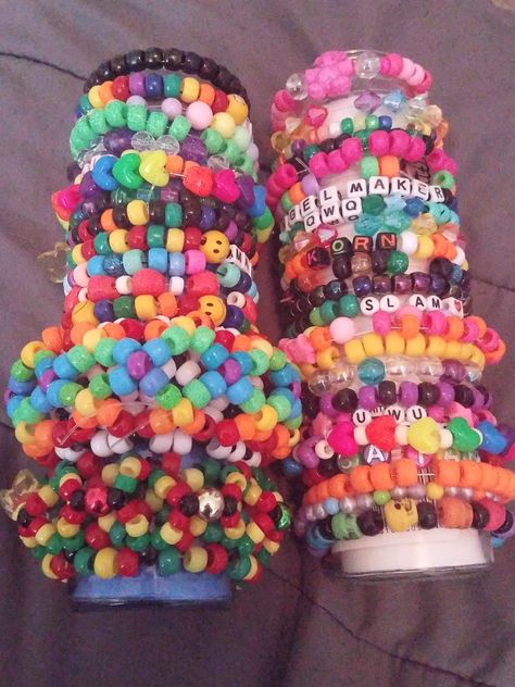 Cool Kandi Cuff Ideas, Kidcore Kandi, Kandi Words Ideas, Kandi Aesthetic, Kandi Collection, Big Kandi Cuff, Ladder Cuff Kandi, X Cuff Kandi, Scene Kandi