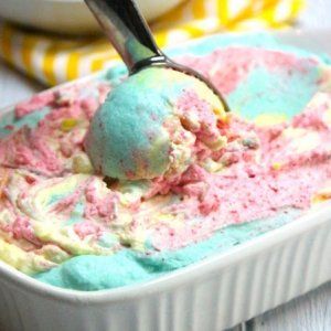 This Superman Ice Cream Recipe turned out great! After waiting a few hours for it to freeze, I could not wait to dig into it. It brought me back to my childhood, going to the ice cream parlor on... Superman Ice Cream, Good Protein Foods, Kitchen Aid Ice Cream, Kitchen Aide, Churn Ice Cream, Ice Scream, Healthy Food Guide, Food Sketch, Healthy Food Facts