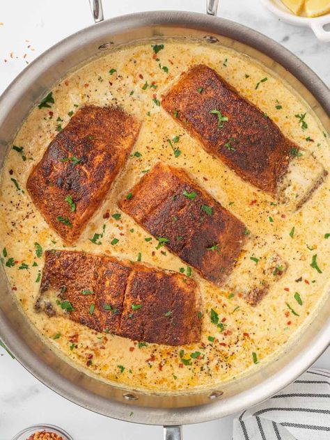 Creamy Cajun Salmon, Cajun Salmon Pasta, Salmon With Cream Sauce, Cajun Cream Sauce, Creamy Cajun Shrimp Pasta, Cajun Salmon, Cajun Sauce, Sauce For Salmon, Blackened Salmon