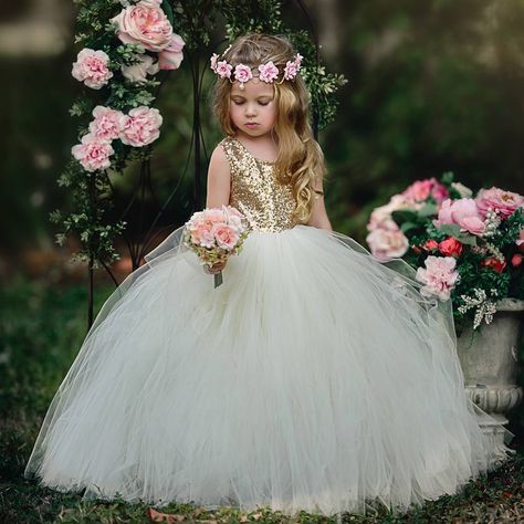 Gold Sequin Top, Long Flower Girl Dresses, Cheap Flower Girl Dresses, Princess Flower Girl Dresses, Princess Flower, Ivory Flower Girl, Ivory Flower Girl Dresses, Cute Princess, Foto Poses