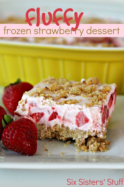 Frozen Strawberry Desserts, Desserts Nutella, Dessert Design, Weight Watcher Desserts, Smores Dessert, Dessert Oreo, Coconut Dessert, Frozen Strawberry, Strawberry Dessert Recipes