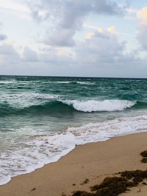 Seascape Photography Beach, City Life Photography, Beautiful Beach Pictures, Seascape Photography, Sea Photography, Scenery Pictures, Ocean Landscape, Landscape Photography Nature, Pretty Landscapes