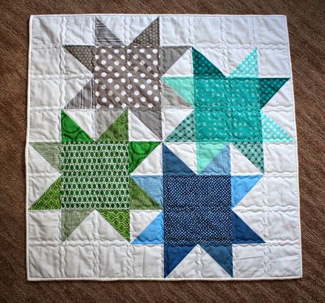 A Quilter's Table: 2015 Finish-A-Long: Q1 Finishes Knitted Star Quilt, Patchwork Techniques, Knitted Star, Hst Quilts, Ohio Star, Outback Steakhouse, Half Square Triangle Quilts, Sampler Quilts, Star Cluster