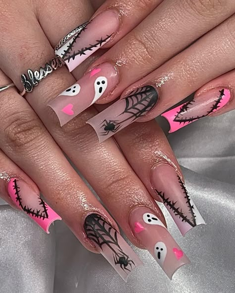 Spooky sets are toooo cuteeee☺�️💕. #halloween #october #nail #nails #nailinspo #houstontx #houstonnailtech #houstonnails #houston #ghostnails #spooky #spookyseason #spookynails Spooky Nails Acrylic, Spooky Sets, Nail Art Unique, Spooky Nails, Duck Nails, October Nails, Cute Acrylic Nail Designs, Unique Acrylic Nails, Bling Acrylic Nails