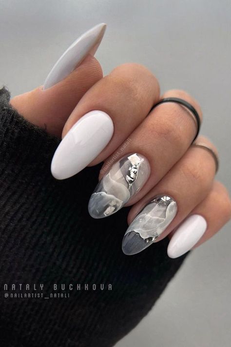 19 Stunning Silver Winter Nail Ideas for 2023-2024 - thepinkgoose.com Future Nails, Grey Nail Designs, Nail Goals, Themes Wedding, White And Silver Nails, Marble Nail Designs, Nails Gold, Colors Wedding, Homecoming Nails Acrylic