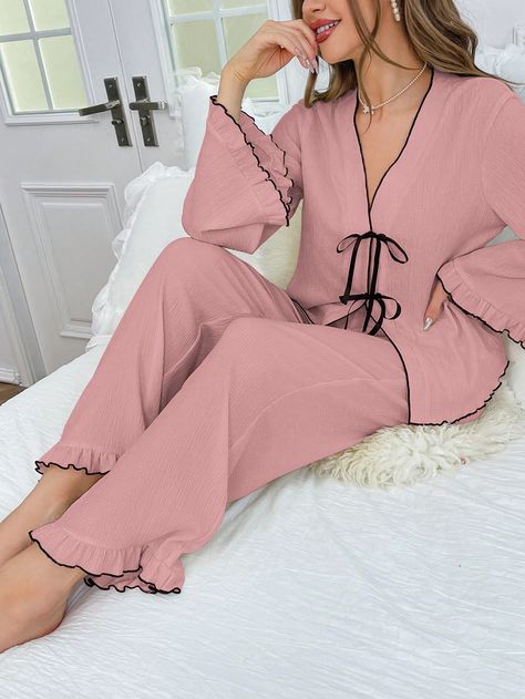 Rose bonbon  Collar   Unicolore Ensembles avec pantalon Embellished Extensibilité légère Tout Night Pants For Women, Classy Pajamas, Pijama Shein, Pyjama Couple, Cute Pajama Outfits, Pyjama Outfit, Homewear Outfit, Ladies Sleepwear, Pink Pjs