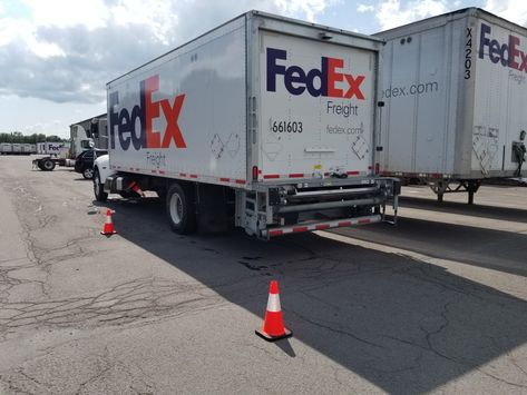 FedEx Freight Peterbilt with Wabash National truck body, equipped with HTS-CC-18/28 Cone Cradle unit, by HTS Systems. Fedex Truck, Airport Aesthetic, Box Truck, Lego Bionicle, Hand Trucks, Safety Products, Traffic Safety, Trailer Accessories, Photo To Video