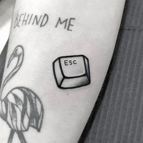 Loud Mind Tattoo, Drawings Of Disorder, Do The Right Thing Tattoo, Depersonalisation Tattoo Ideas, Perspective Art Tattoo, Tattoo Ideas For Overthinking, Introverted Tattoo Ideas, Trapped In My Mind Tattoo Ideas, That’s Life Tattoo