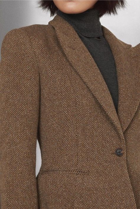 Ralph Lauren Looks, Ralph Lauren Scarves, Ralph Lauren Womens Clothing, Wool Jackets Women, Winter Suits, Jacket Outfit Women, Preppy Winter, Herringbone Blazer, Herringbone Tweed