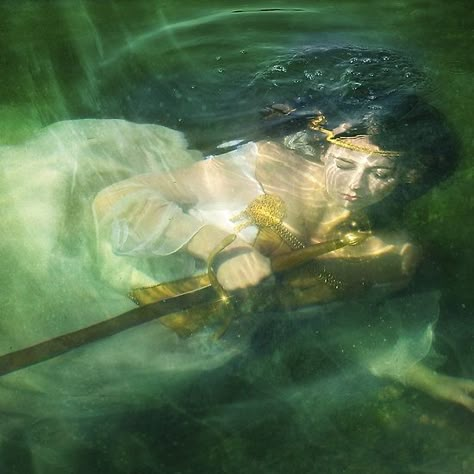 The Lady In The Lake, Lady Of The Lake Photoshoot, Lady Of The Lake Aesthetic, Lady Of The Lake Art, Fantasy Lake, Lady In The Water, Lady In The Lake, The Lady Of The Lake, Mists Of Avalon