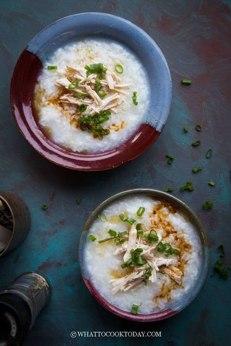 Easy and Quick Chinese Rice Congee (with Leftover Cooked Rice) Chicken Rice Porridge, Chicken Congee, Chicken Porridge, Leftover Rice Recipes, Rice Congee, Quick Rice, Easy Chicken And Rice, Khmer Food, Savory Rice