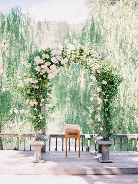 Wedding Spotlight : Clematis Flowers | Dreamery Events Daniel Kim, Garden Chic Wedding, Wedding Chuppah, Floral Arch Wedding, Chic Garden, Clematis Flower, Wedding Ceremony Arch, Wedding Arbour, Wedding Altars