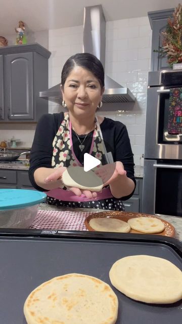 Gorditas Recipe Mexican Maseca, Gorditas Recipe Mexican Easy, How To Make Gorditas, Mexican Gorditas Recipe, Easy Gorditas Recipe, Homemade Gorditas, Mexican Gorditas, Gorditas Recipe Mexican, Mexican Antojitos