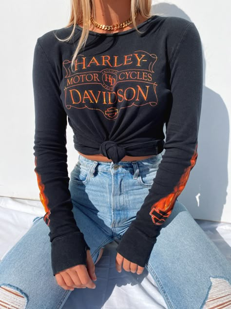 harley davidson Harley Shirt Outfit, Harley Davidson Aesthetic Outfit, Harley Davidson Shirt Outfit, Harley Davidson Outfits Woman, Varsity Sweater Outfit, Harley Davidson Outfit, Harley Davidson Outfits, Harley Outfit, Harley Davidson Fashion