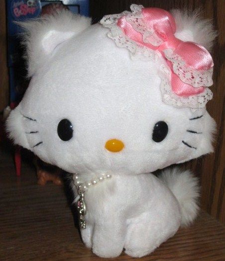 Charmmy Kitty plush Images Hello Kitty, Charmmy Kitty, Hello Kitty Aesthetic, Hello Kitty Accessories, Kawaii Plushies, Hello Kitty Pictures, Kitty Wallpaper, Hello Kitty Plush, Hello Kitty Items