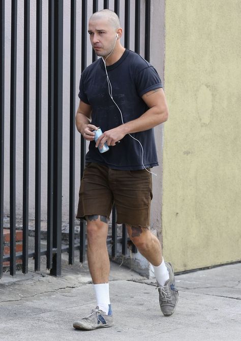 Men’s Shaved Head, Shia Labeouf Running, Shaved Head Outfits, Shaved Head Men, Shia Labeouf Style, Mens Street Style Summer, Bald Men Style, Shia Labeouf, Bald Men