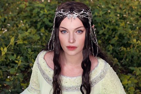 Arwen Makeup, Alyson Tabbitha, Poison Nightmares, Goblin King Labyrinth, Green Gown Dress, Futuristic Costume, Amidala Star Wars, Poison Ivy Batman, Leia Star Wars